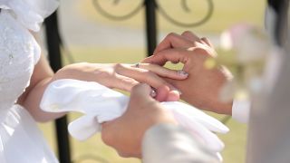 日本の挙式・披露宴費の地域差とコロナ後の動向｜結婚式費用の今後を徹底解説