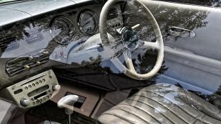 無職世帯の自動車購入費、減少傾向と都市間の格差が拡大