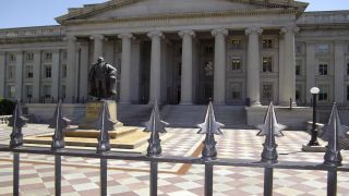 南北アメリカの政府支出（GDP比）動向と課題・将来の展望分析