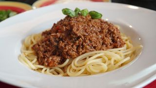 スパゲッティの価格動向｜地域差の実態と今後の価格推移を詳しく解説