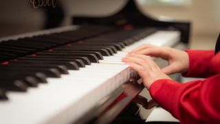 音楽月謝支出ランキング2025｜松江市が全国平均の5倍でトップに