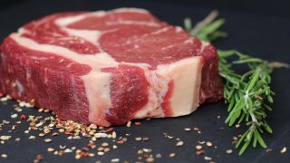 京都市が肉類支出で全国トップに！肉類支出ランキング