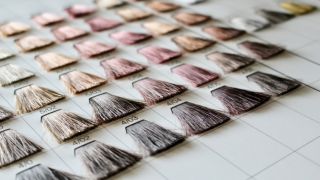 【2025年最新】ヘアカラー料金の全国相場と地域別の価格差を解説